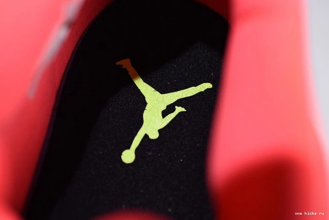 Rep Jordan 4 NRG Punch